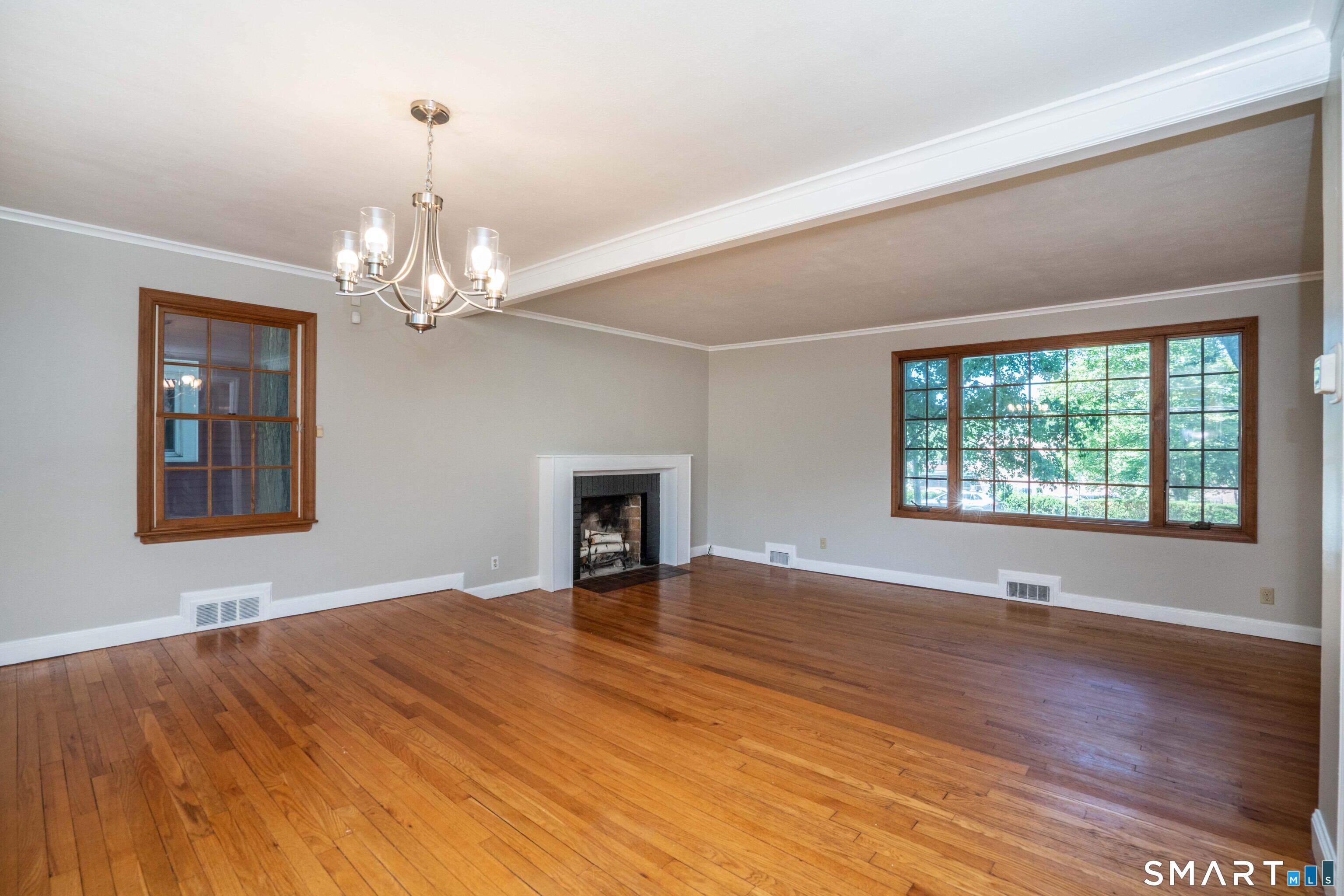 28 Whiting Lane West Hartford CT 06119