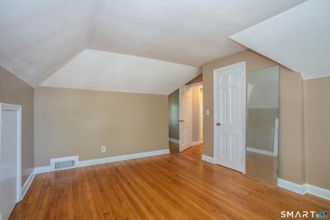 28 Whiting Lane West Hartford CT 06119