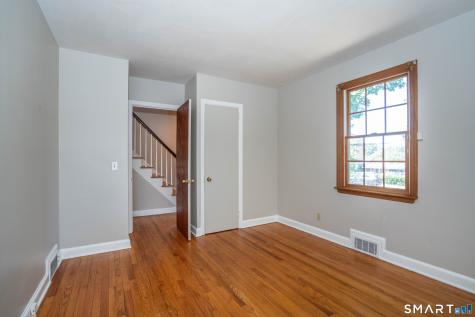 28 Whiting Lane West Hartford CT 06119