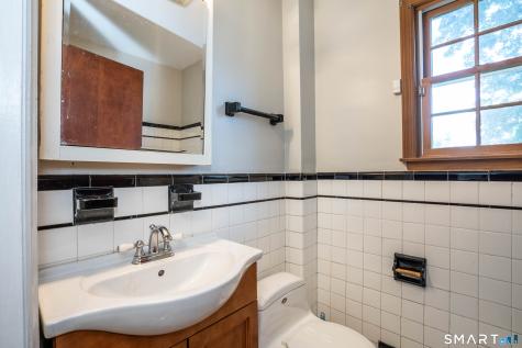 28 Whiting Lane West Hartford CT 06119