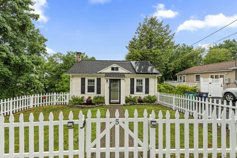 5 Glenville Road New Fairfield CT 06812