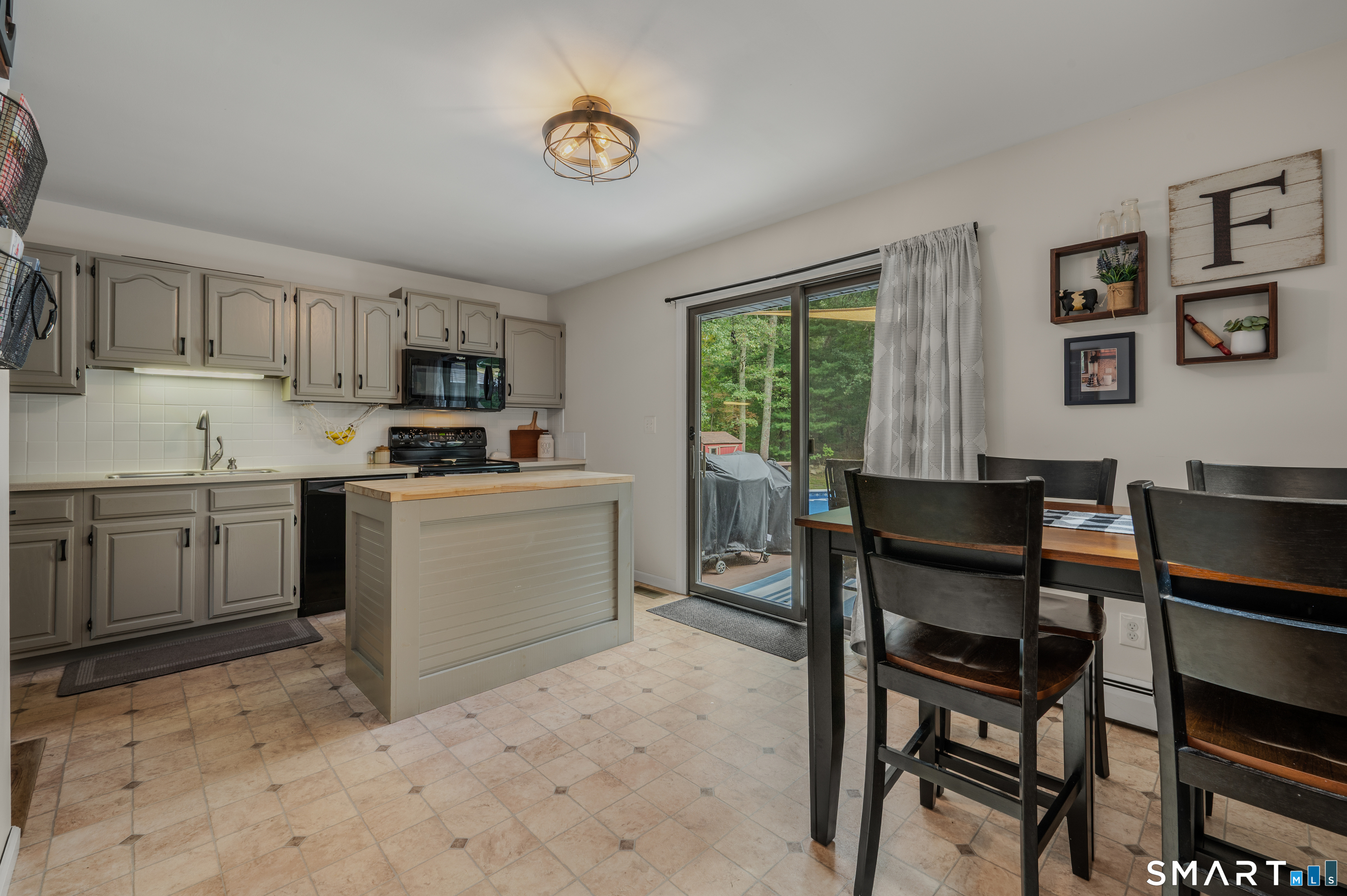 146 Hanover Road Canterbury CT 06331
