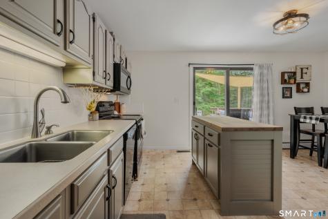 146 Hanover Road Canterbury CT 06331