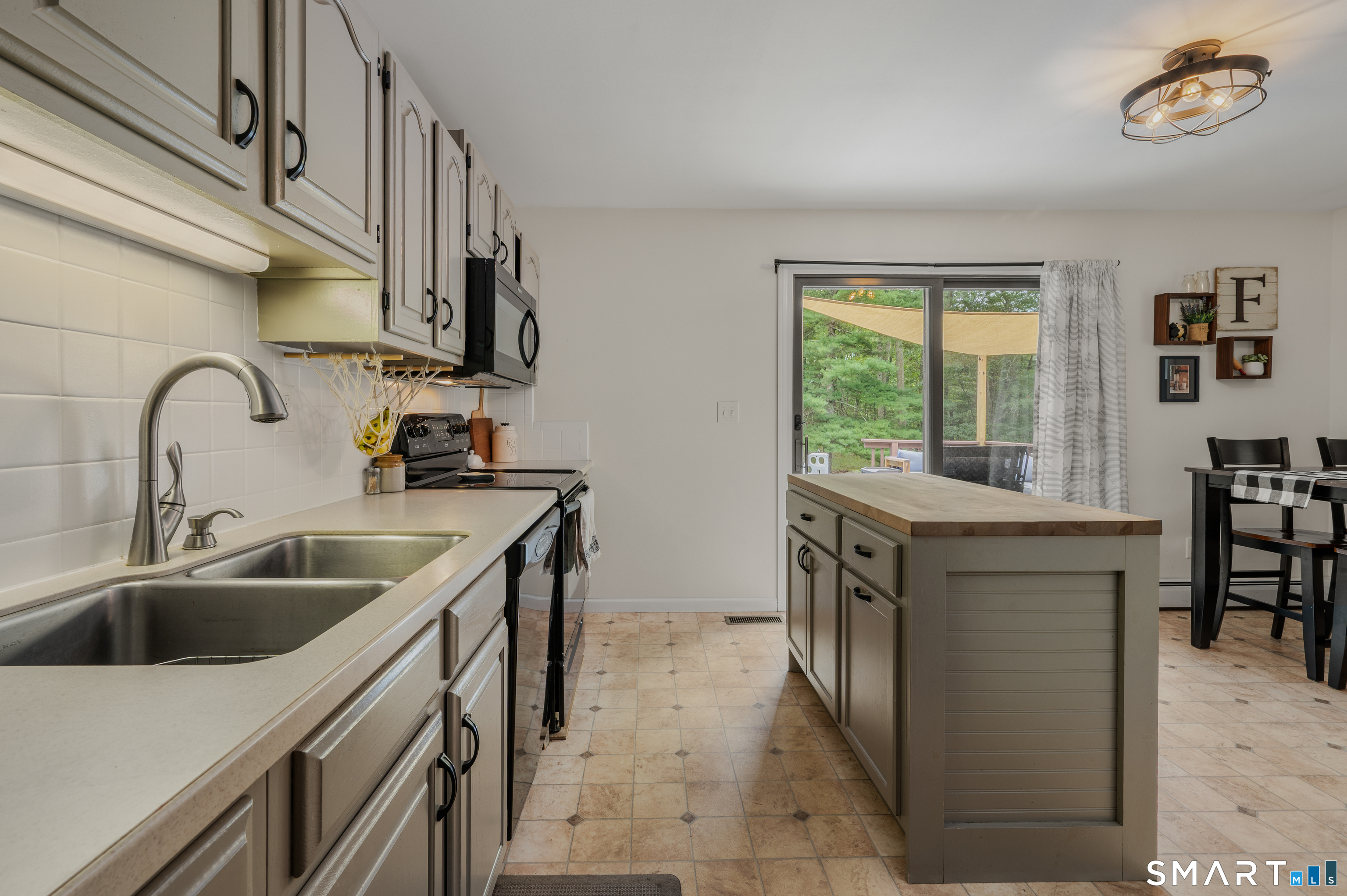 146 Hanover Road Canterbury CT 06331