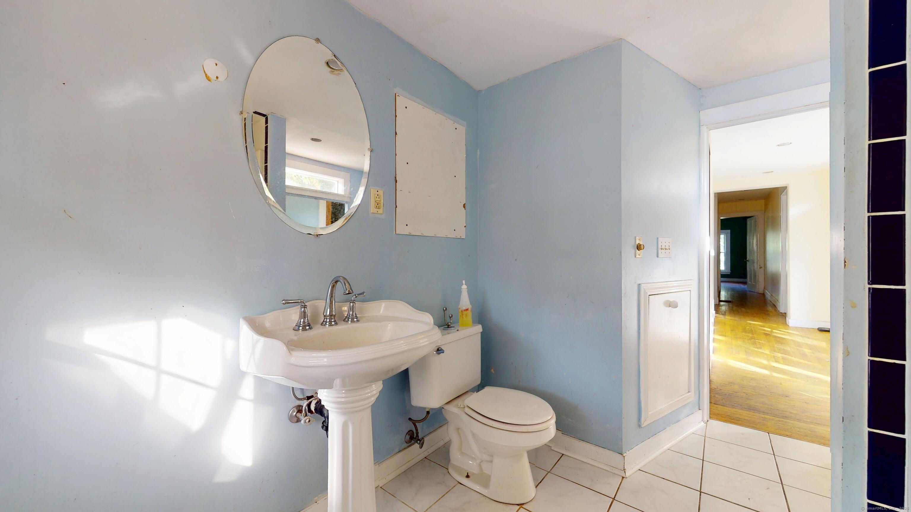 159 School Street Bloomfield CT 06002