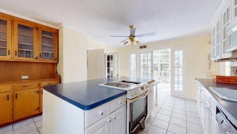 159 School Street Bloomfield CT 06002