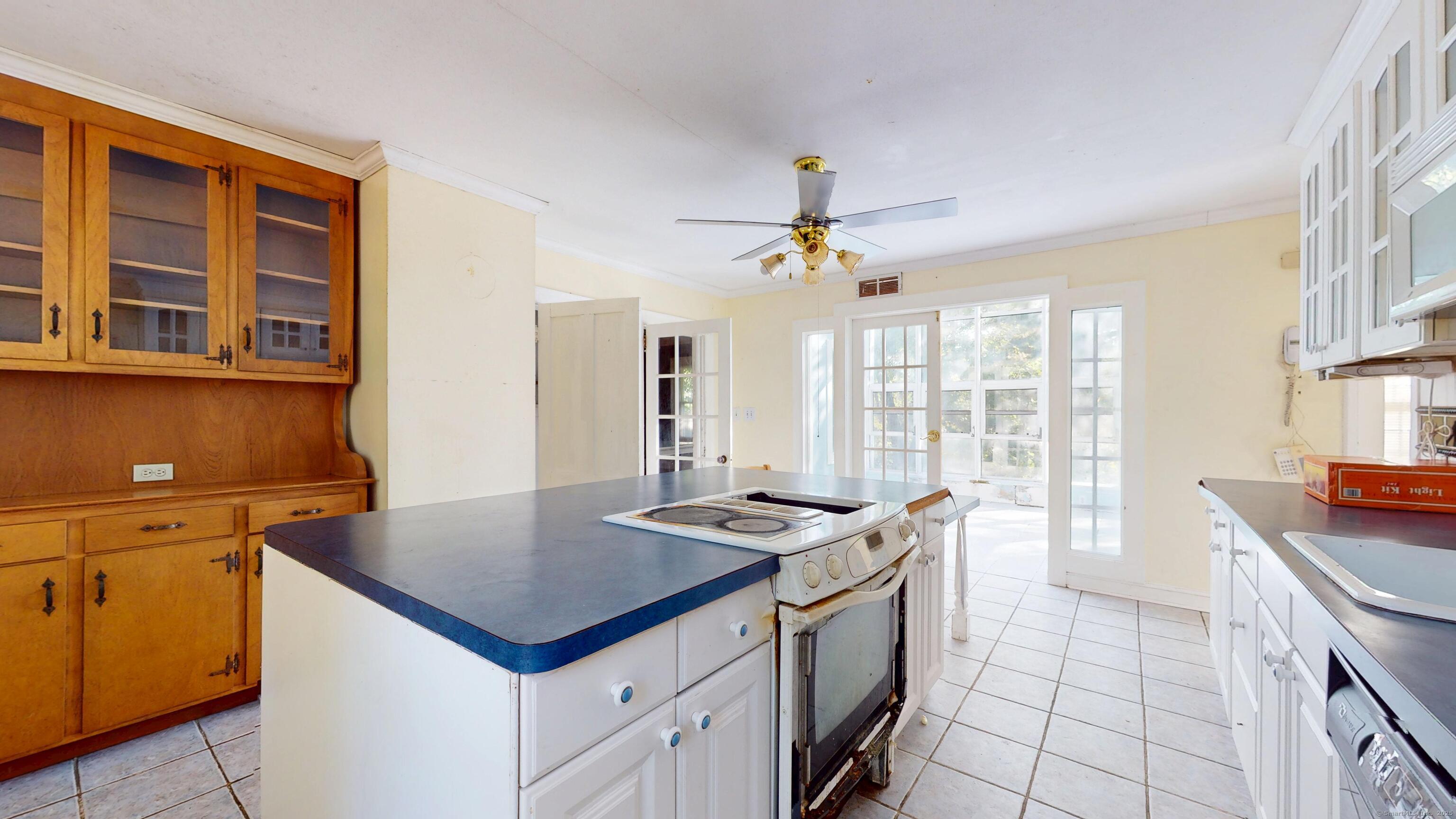 159 School Street Bloomfield CT 06002