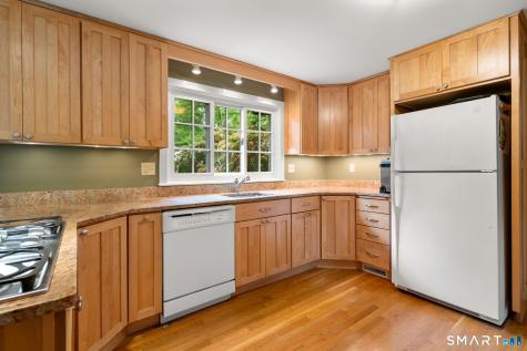 16 Sunfield Lane West Hartford CT 06107