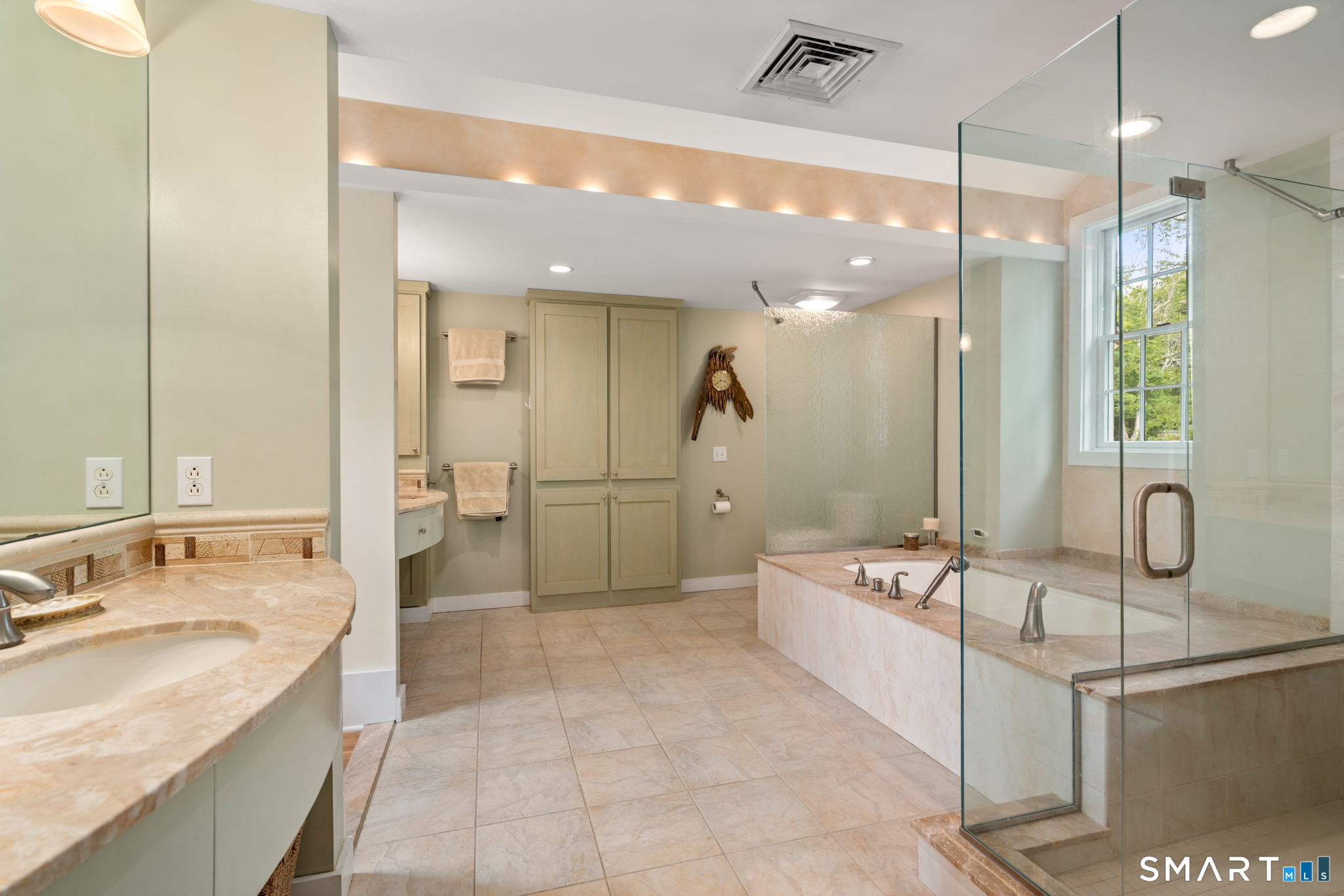 16 Sunfield Lane West Hartford CT 06107