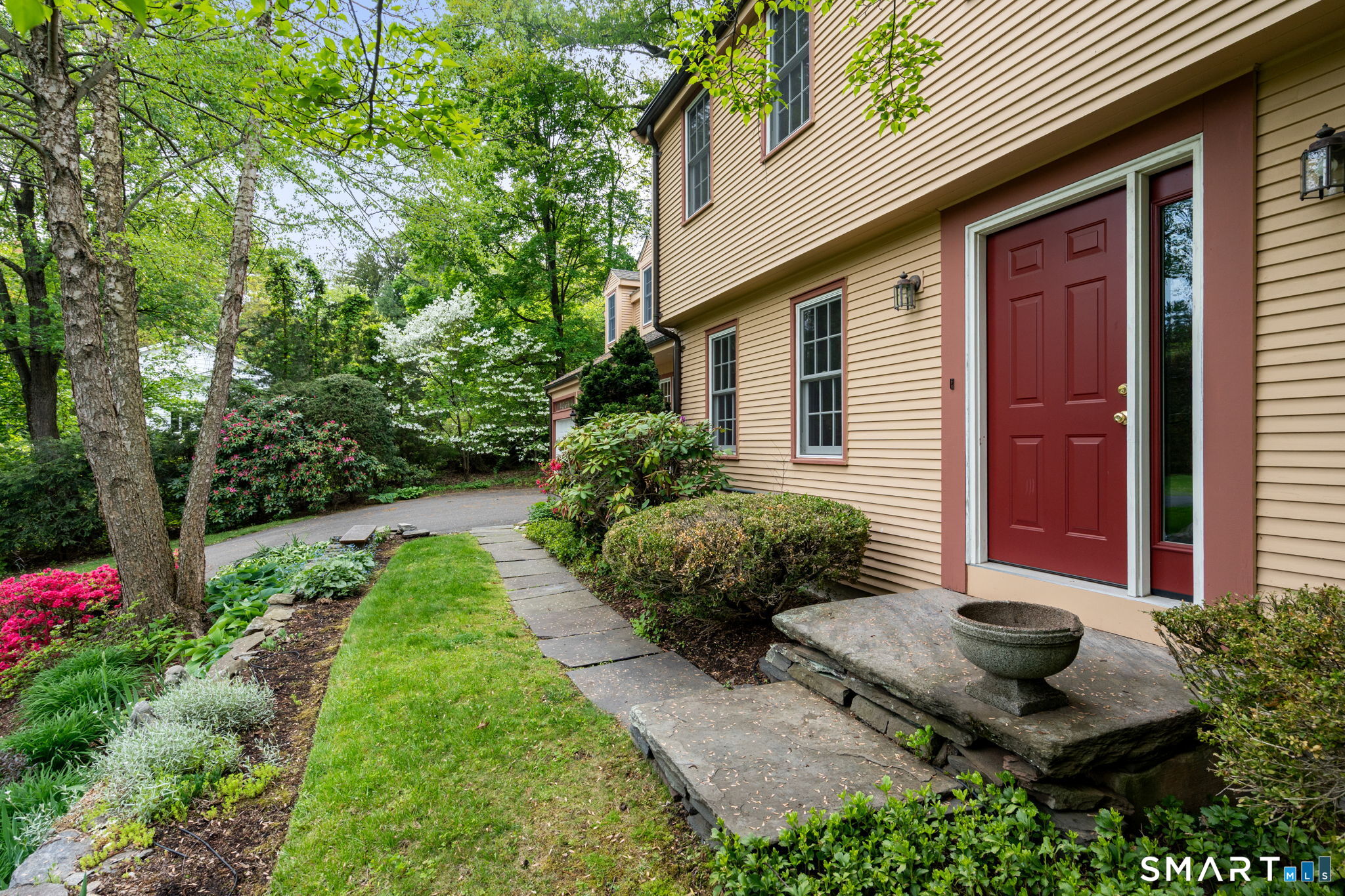 16 Sunfield Lane West Hartford CT 06107