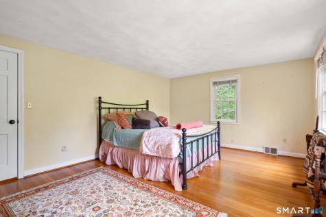 16 Sunfield Lane West Hartford CT 06107