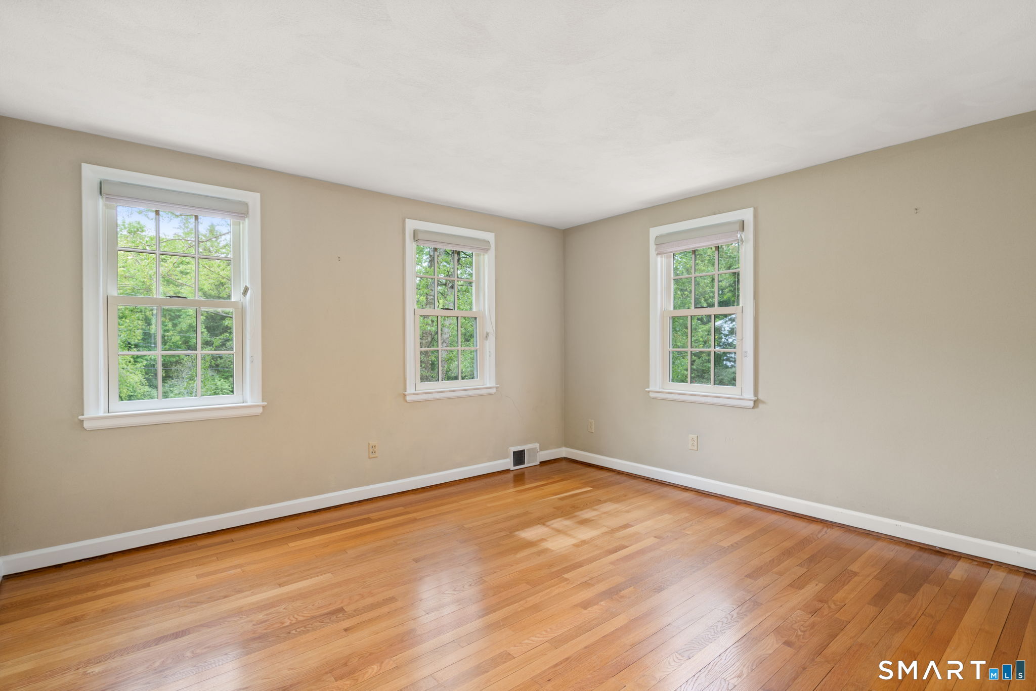 16 Sunfield Lane West Hartford CT 06107