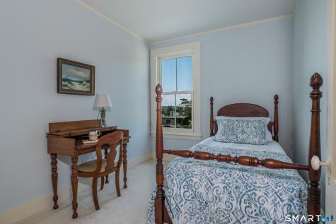 39 Flying Point Road Branford CT 06405
