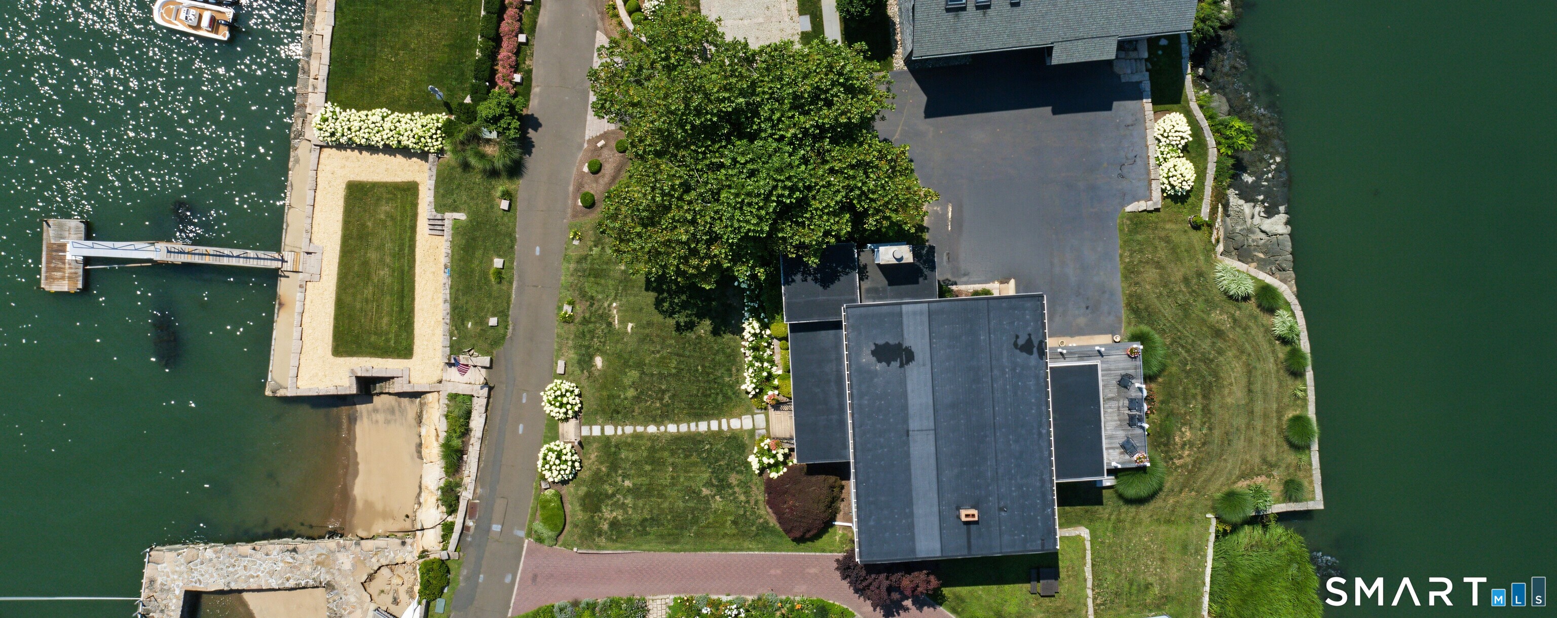39 Flying Point Road Branford CT 06405