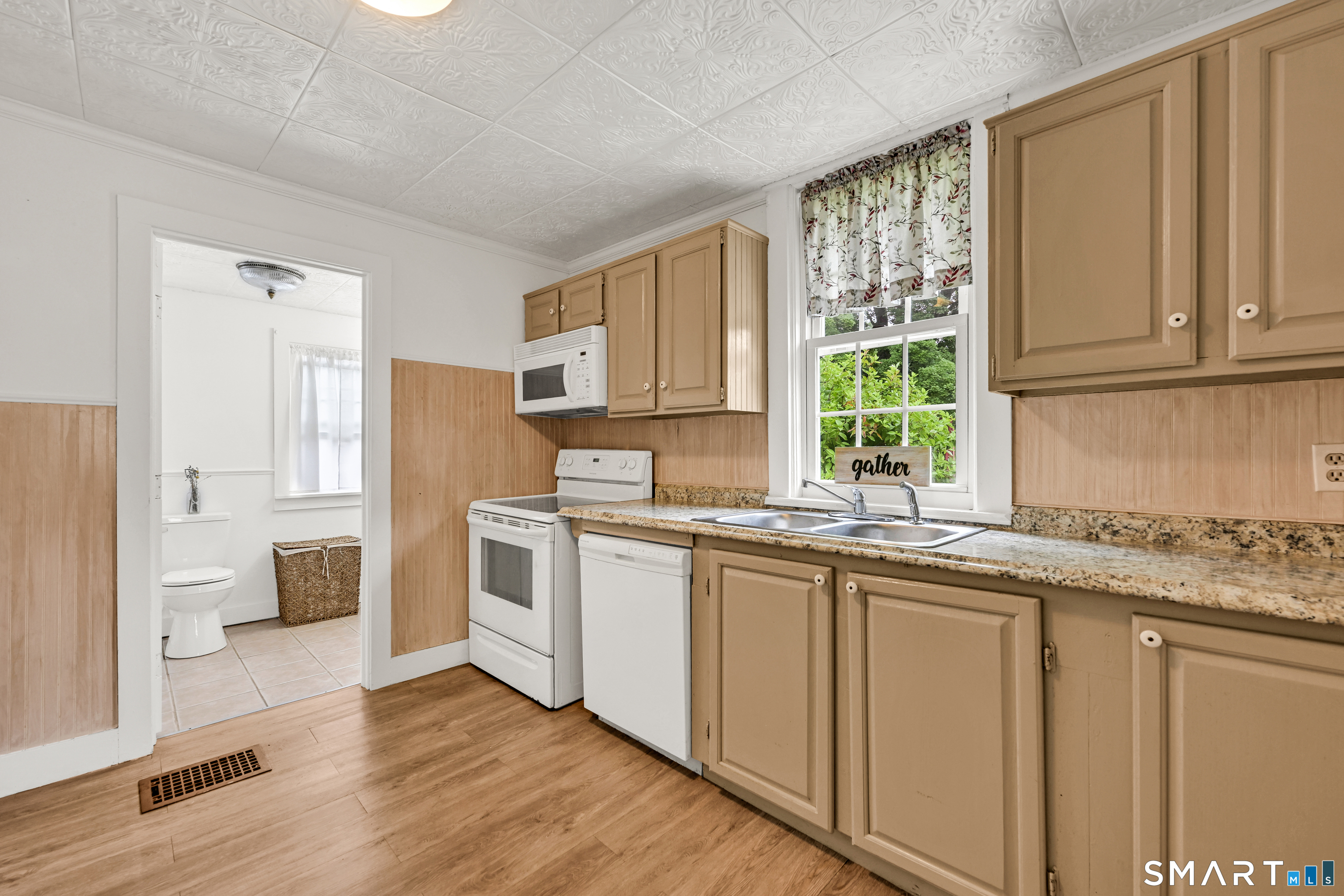 352 Shenipsit Lake Road Tolland CT 06084