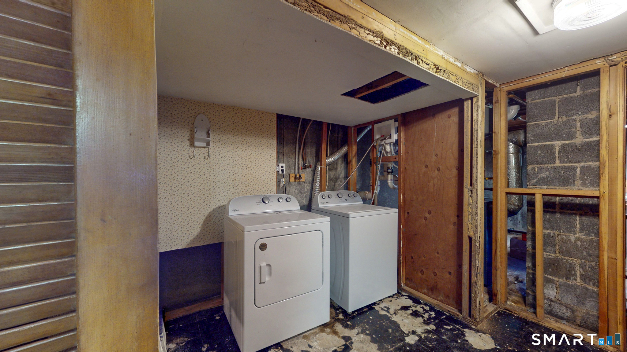 3 Stone Court Ledyard CT 06335