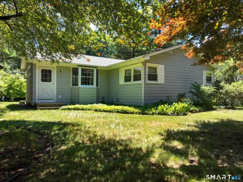 3 Stone Court Ledyard CT 06335