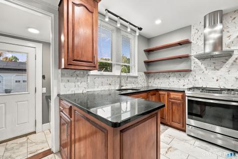 430 Platt Avenue West Haven CT 06516