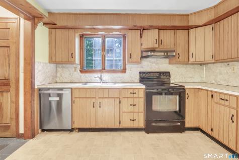 10 Philip Drive Shelton CT 06484