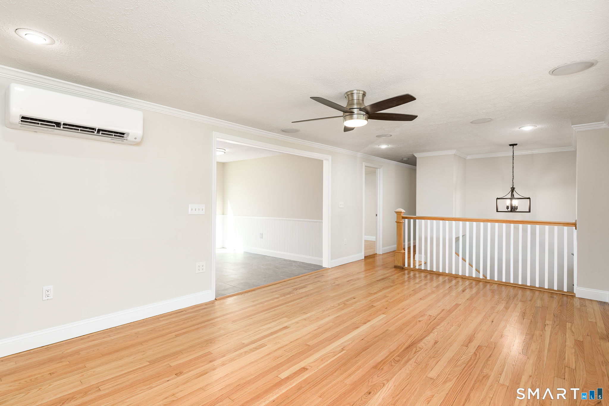 46 Sapphire Street Enfield CT 06082