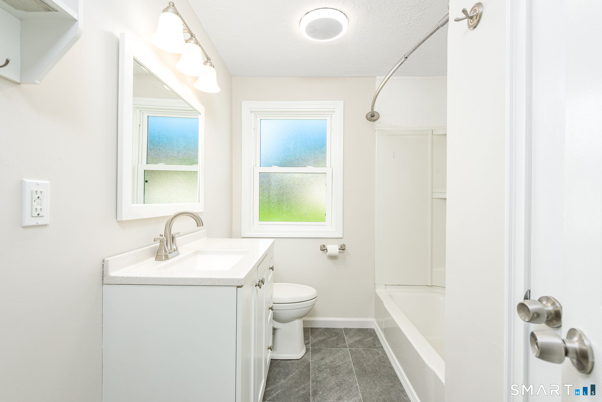 46 Sapphire Street Enfield CT 06082