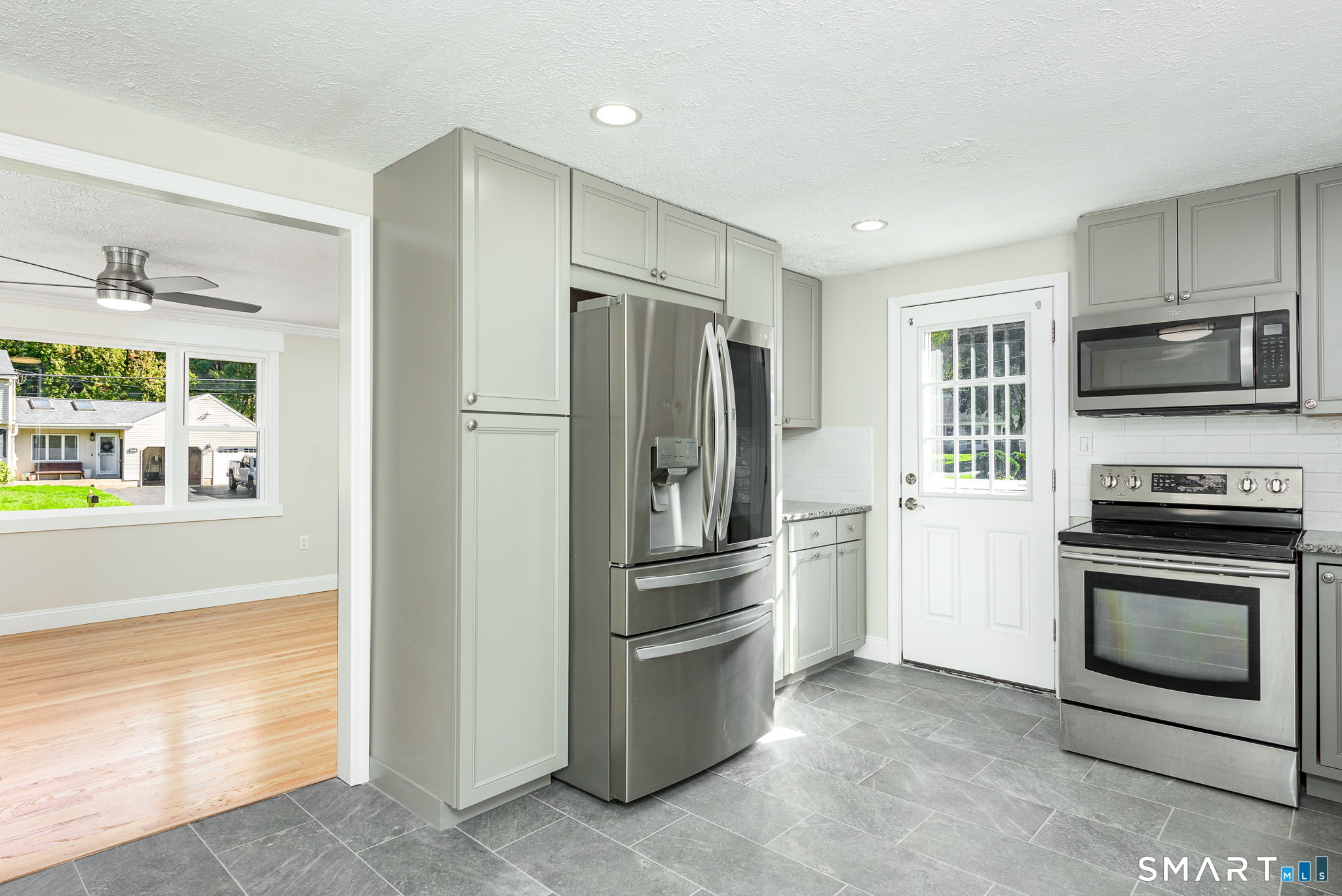 46 Sapphire Street Enfield CT 06082