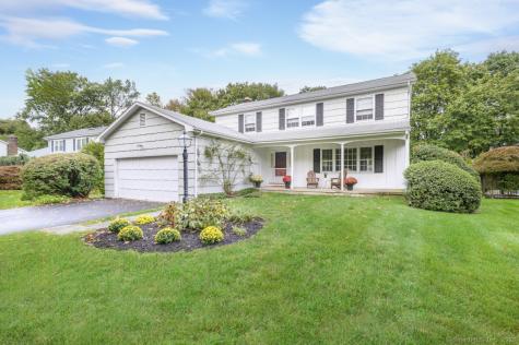 20 Denhurst Place Darien CT 06820