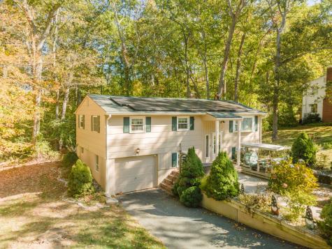 6 Marion Drive East Lyme CT 06333