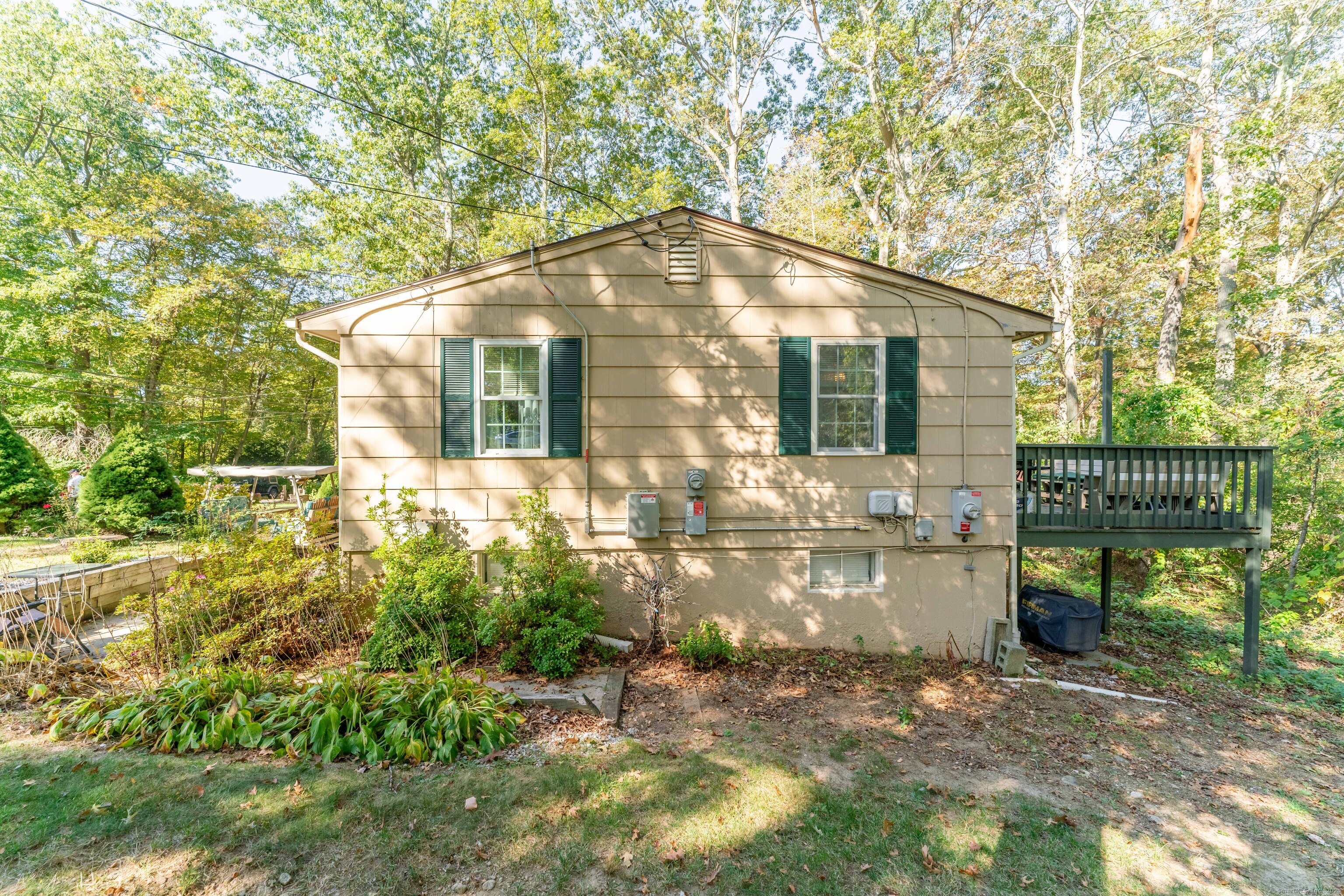 6 Marion Drive East Lyme CT 06333