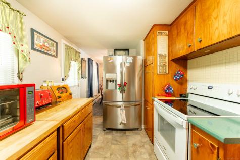 6 Marion Drive East Lyme CT 06333