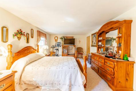 6 Marion Drive East Lyme CT 06333