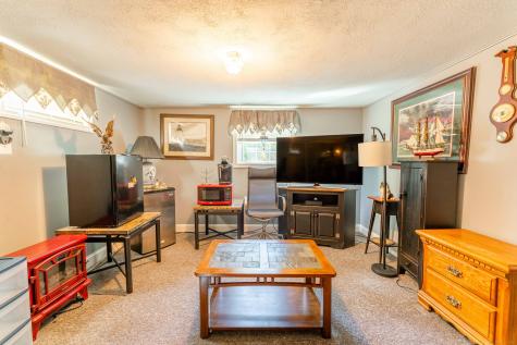 6 Marion Drive East Lyme CT 06333