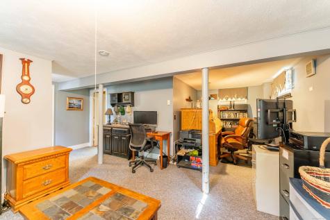 6 Marion Drive East Lyme CT 06333