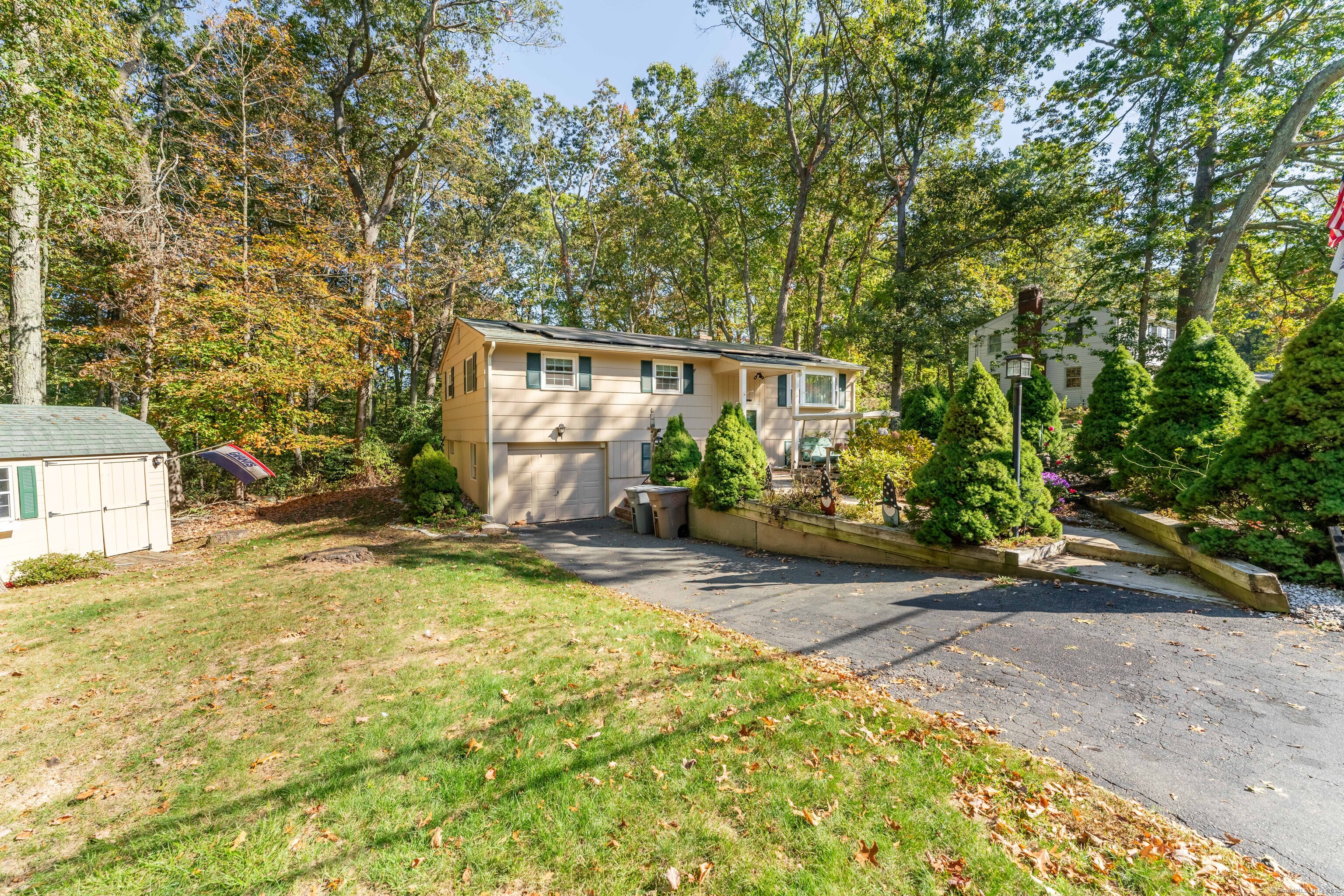 6 Marion Drive East Lyme CT 06333