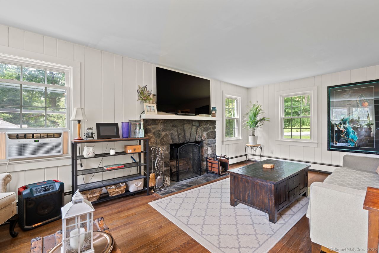 5 Rabbit Lane Brookfield CT 06804