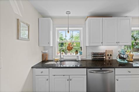 5 Rabbit Lane Brookfield CT 06804