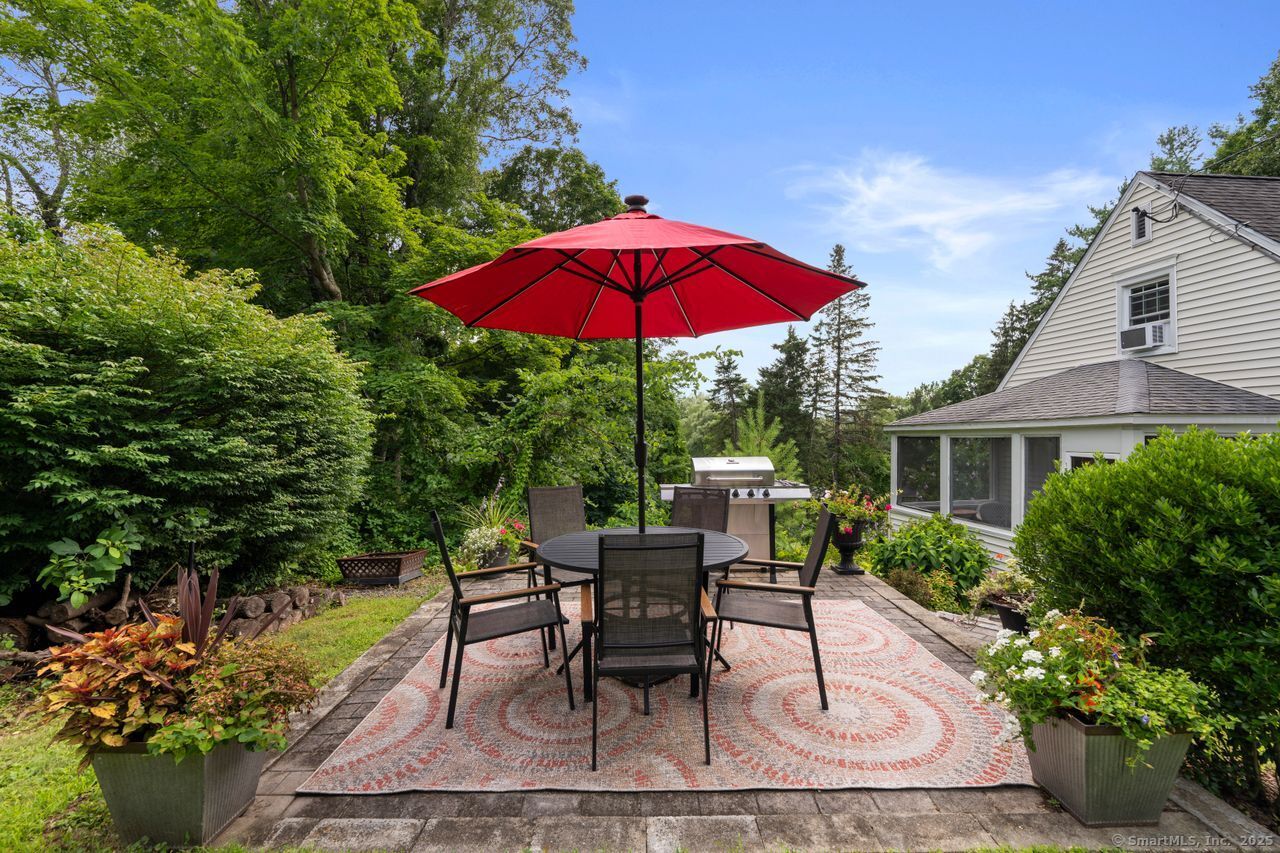 5 Rabbit Lane Brookfield CT 06804