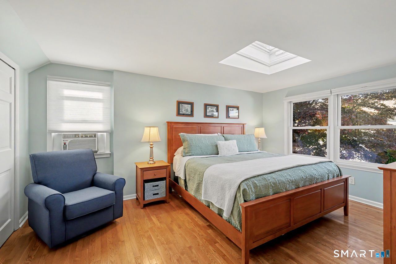 427 Reef Road Fairfield CT 06824