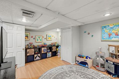 427 Reef Road Fairfield CT 06824