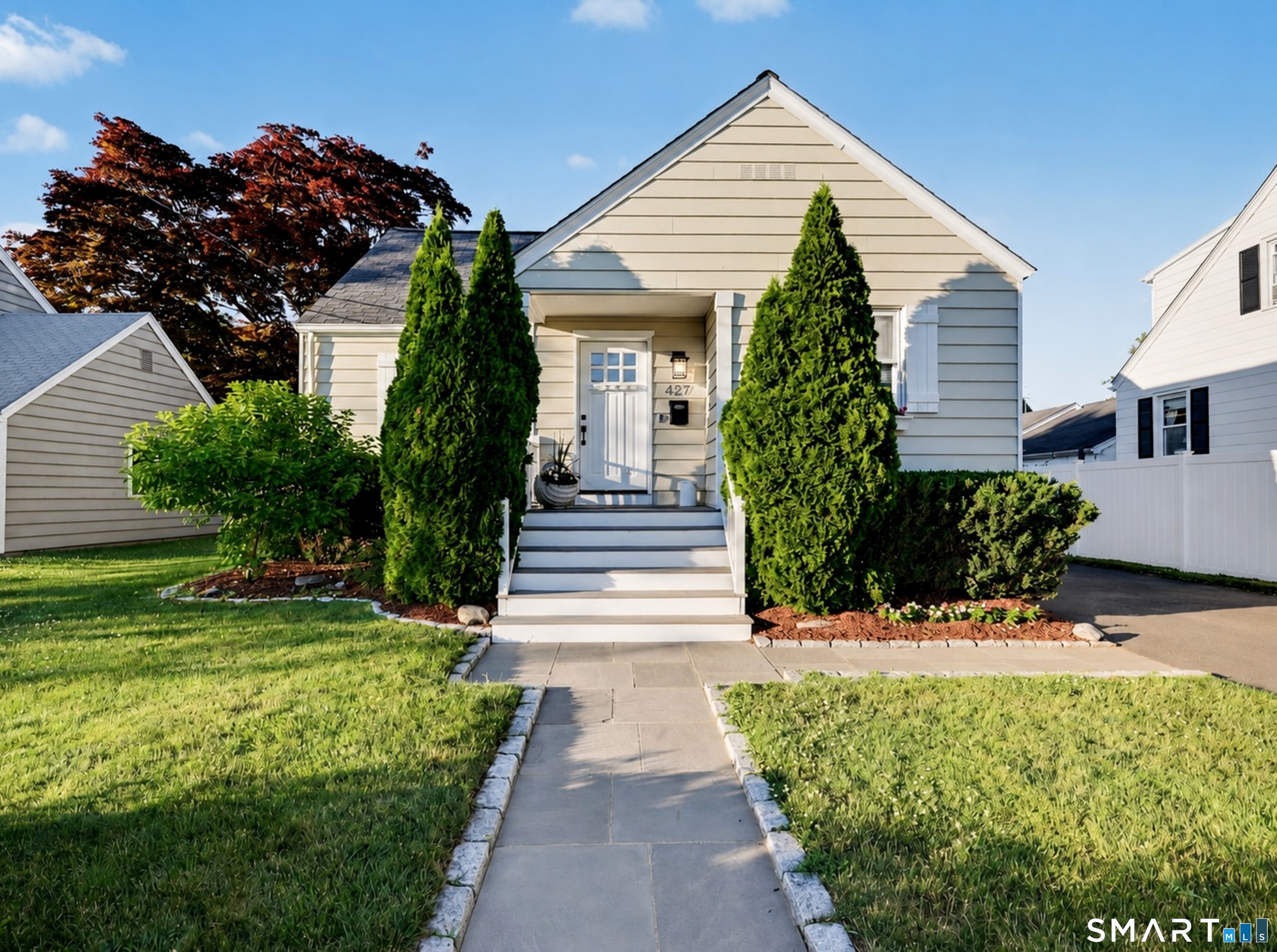 427 Reef Road Fairfield CT 06824