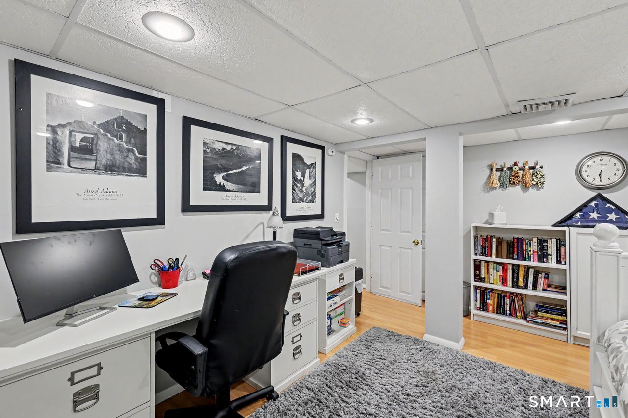 427 Reef Road Fairfield CT 06824