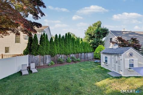 427 Reef Road Fairfield CT 06824