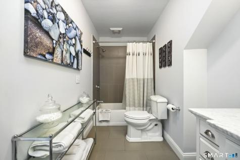 4 Red Fox Court New Fairfield CT 06812