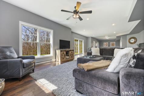4 Red Fox Court New Fairfield CT 06812