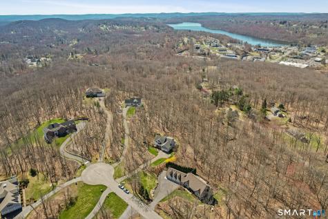 4 Red Fox Court New Fairfield CT 06812