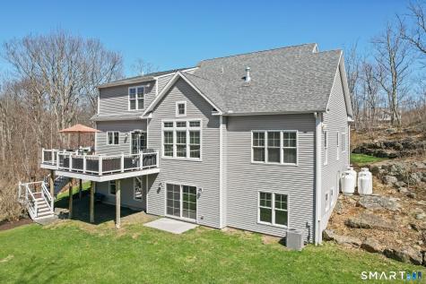 4 Red Fox Court New Fairfield CT 06812