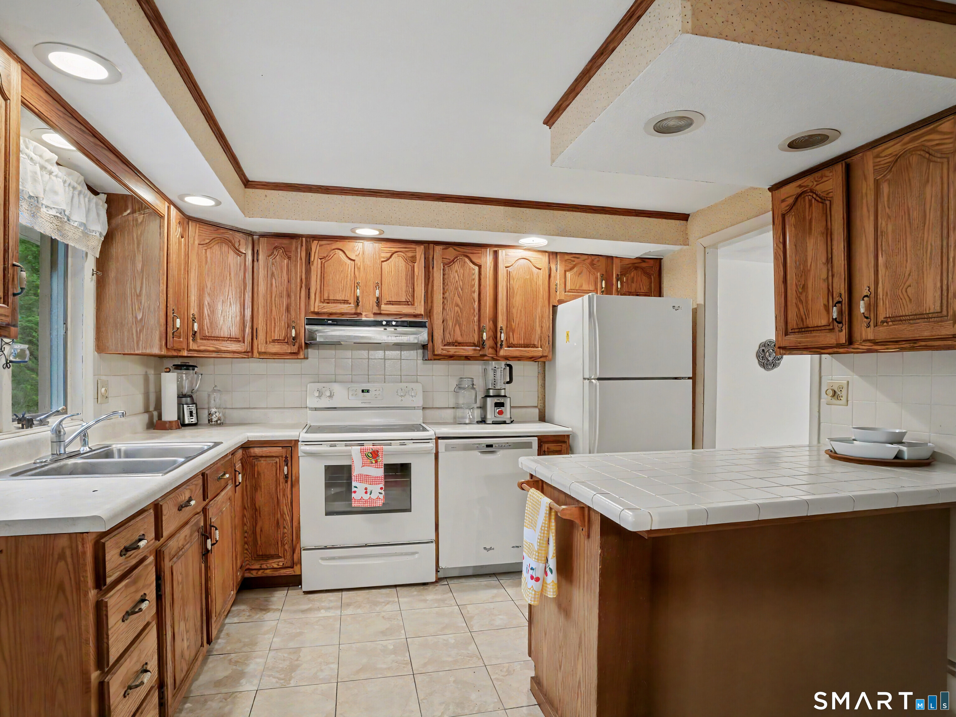 5 Leighton Court North Haven CT 06473