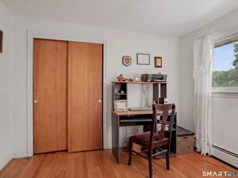 5 Leighton Court North Haven CT 06473