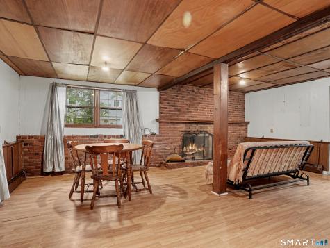 5 Leighton Court North Haven CT 06473