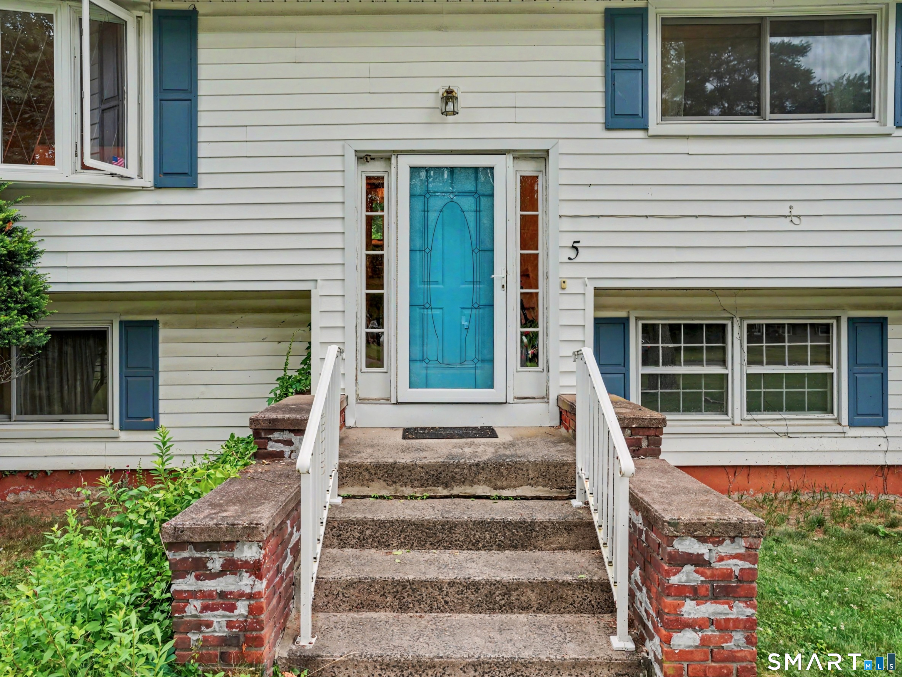 5 Leighton Court North Haven CT 06473